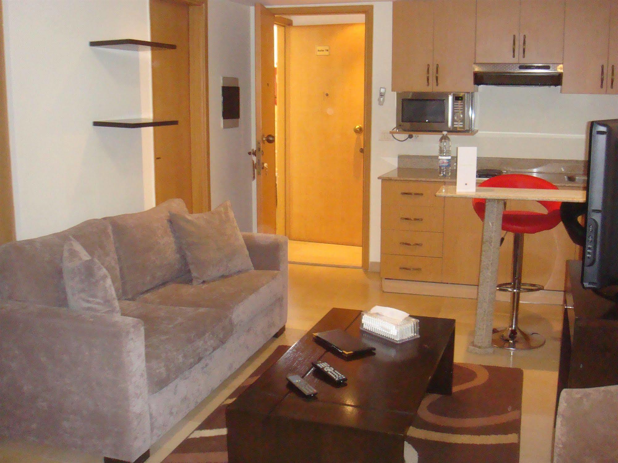 Bliss 3000 Furnished Studios Beirut Exteriör bild